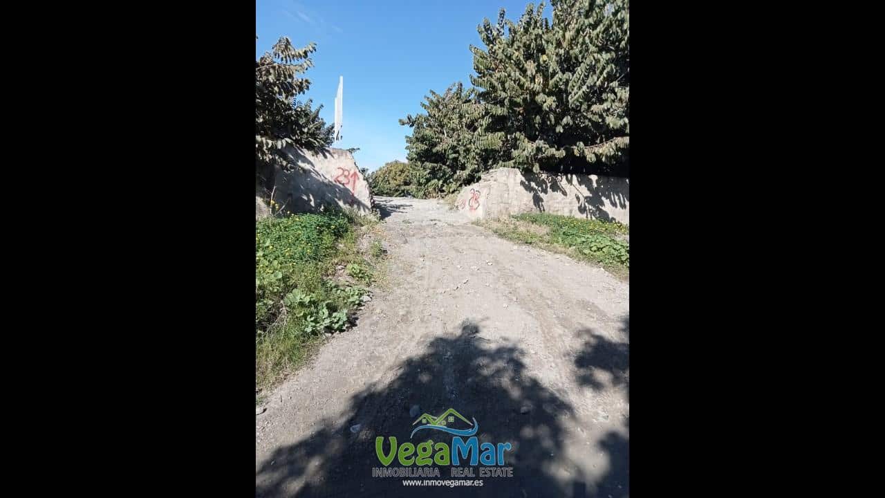 Ubebygd land til salgs i Almunecar - € 105 000 (Ref: 9727015)