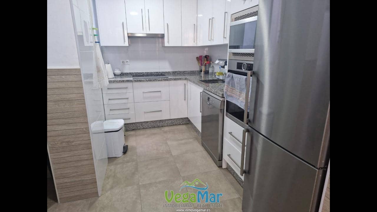 3 bedroom Flat for sale in Almunecar - € 315,000 (Ref: 9747248)