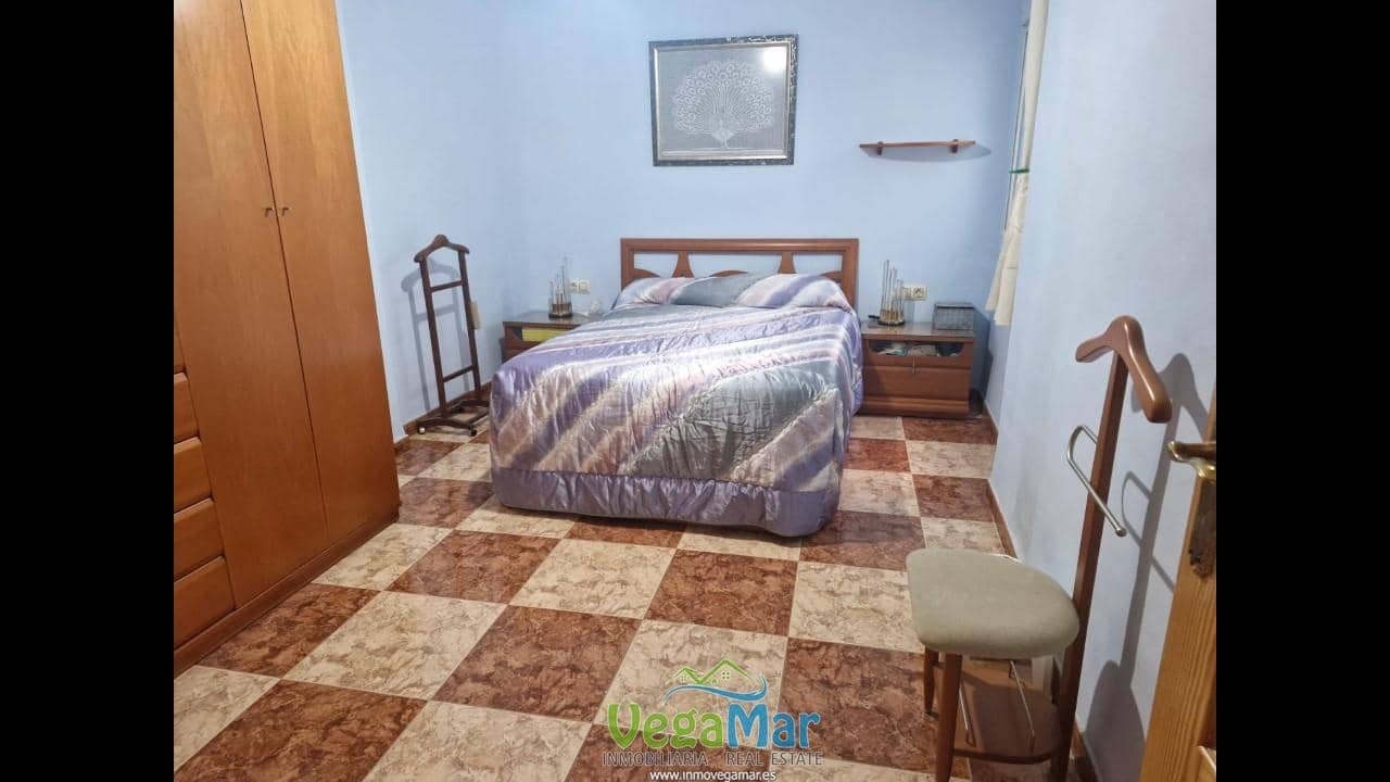 3 bedroom Flat for sale in Almunecar - € 315,000 (Ref: 9747248)