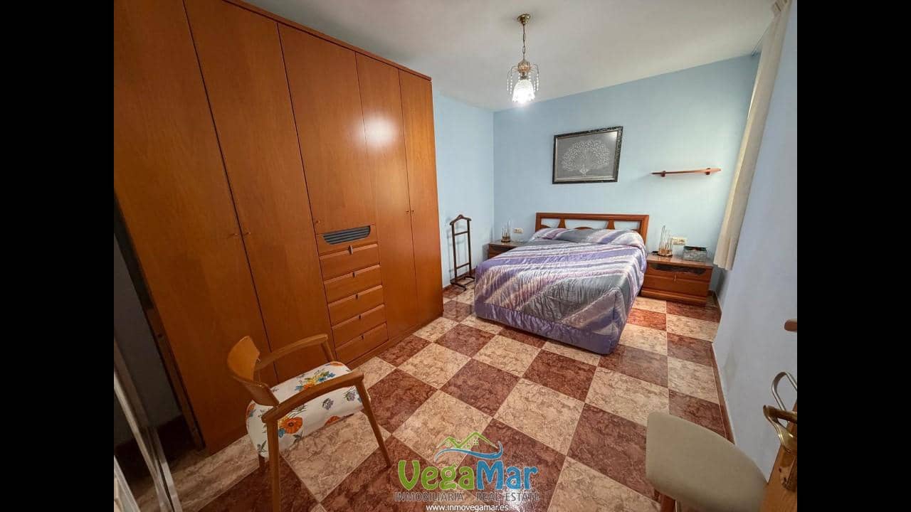 3 bedroom Flat for sale in Almunecar - € 299,000 (Ref: 9747248)