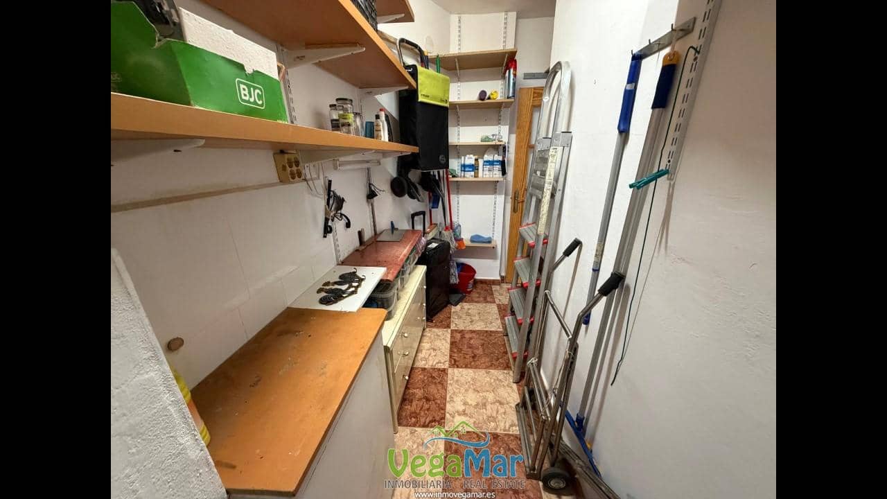3 bedroom Flat for sale in Almunecar - € 299,000 (Ref: 9747248)