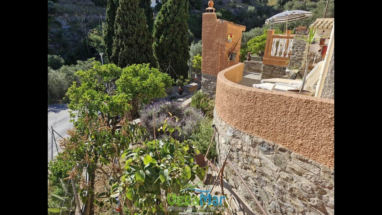 5 soveværelse Villa til salg i Almunecar med swimmingpool garage - € 850.000 (Ref: 9780011)