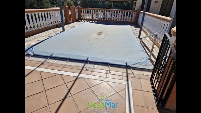 5 soveværelse Villa til salg i Almuñécar med swimmingpool garage - € 850.000 (Ref: 9780011)