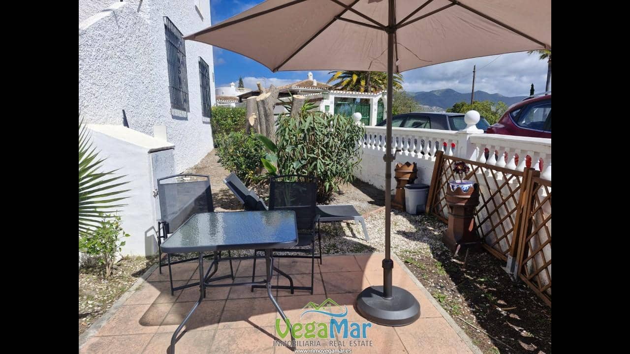 2 bedroom Villa for holiday rental in Almunecar - € 450 (Ref: 9784985)