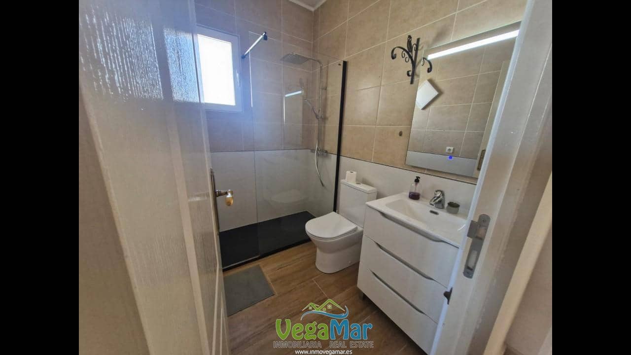 2 bedroom Villa for holiday rental in Almunecar - € 450 (Ref: 9784985)