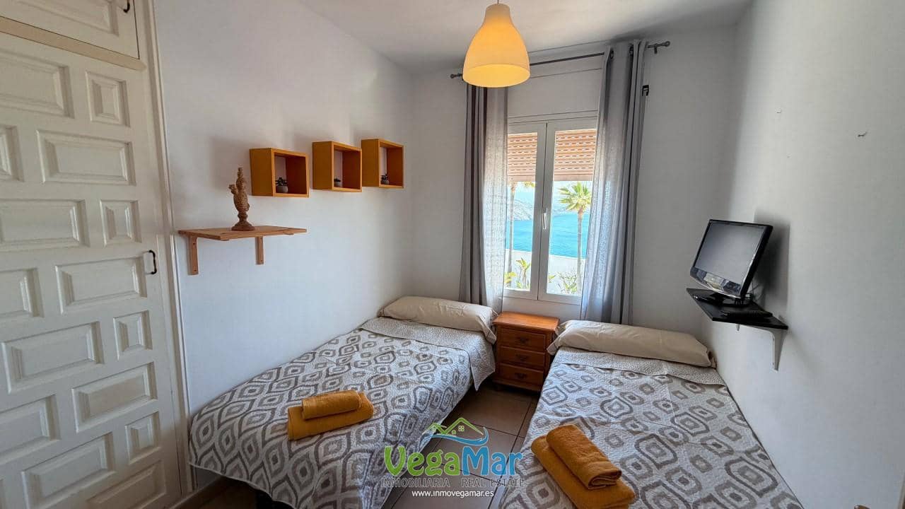 2 bedroom Villa for holiday rental in Almunecar - € 450 (Ref: 9784985)