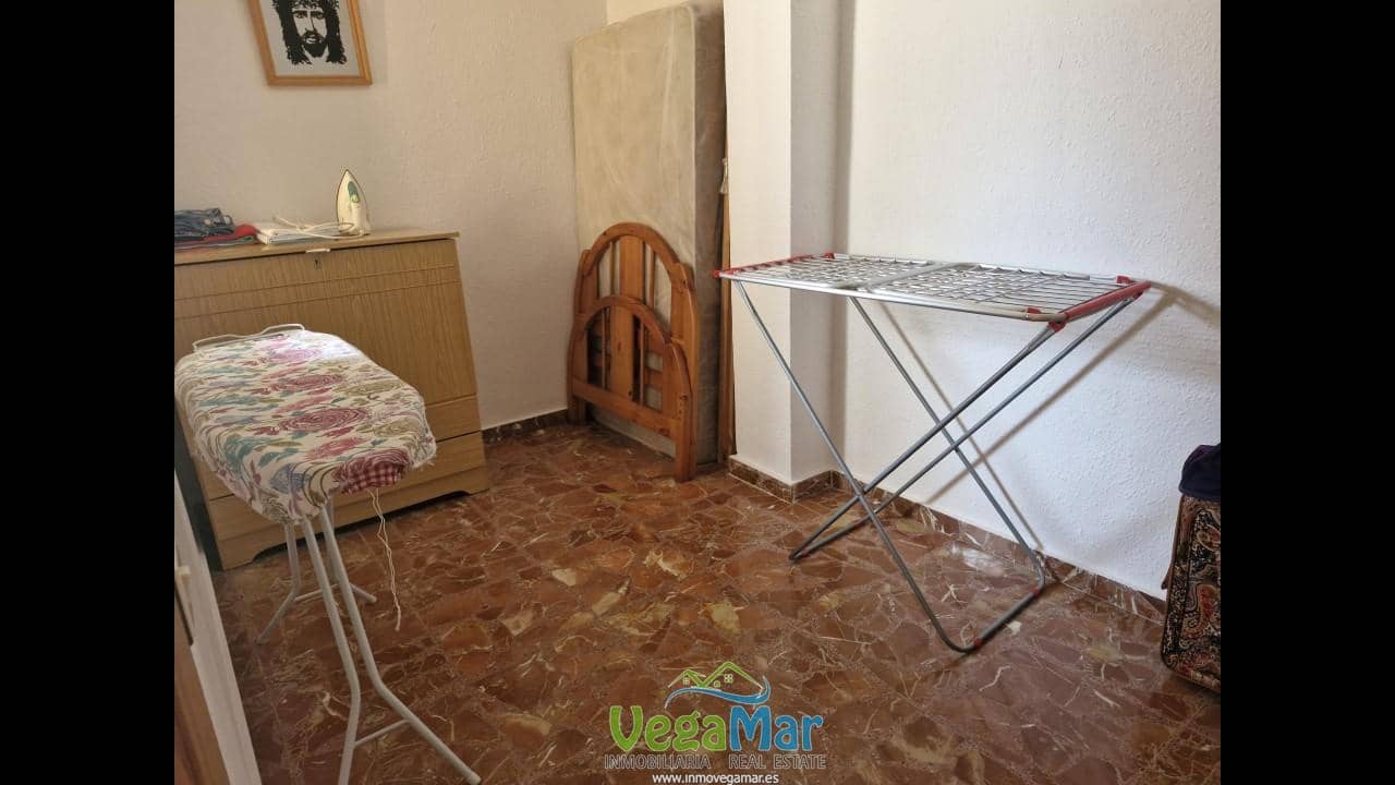 5 bedroom Villa for sale in Motril with garage - € 265,000 (Ref: 9821224)
