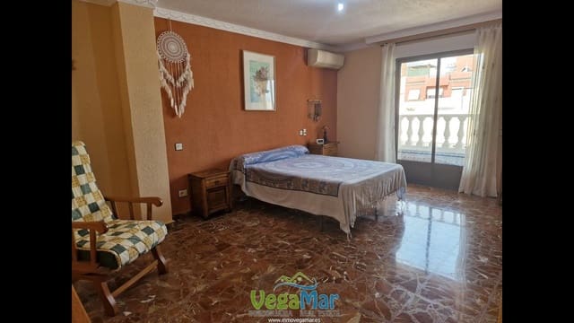 5 camera da letto Villa in vendita in Motril con garage - 265.000 € (Rif: 9821224)