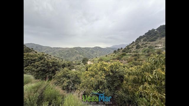 Ubebygd land til salgs i Almuñécar - € 56 000 (Ref: 9824233)