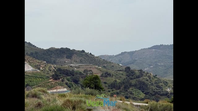 Ubebygd land til salgs i Almuñécar - € 56 000 (Ref: 9824233)