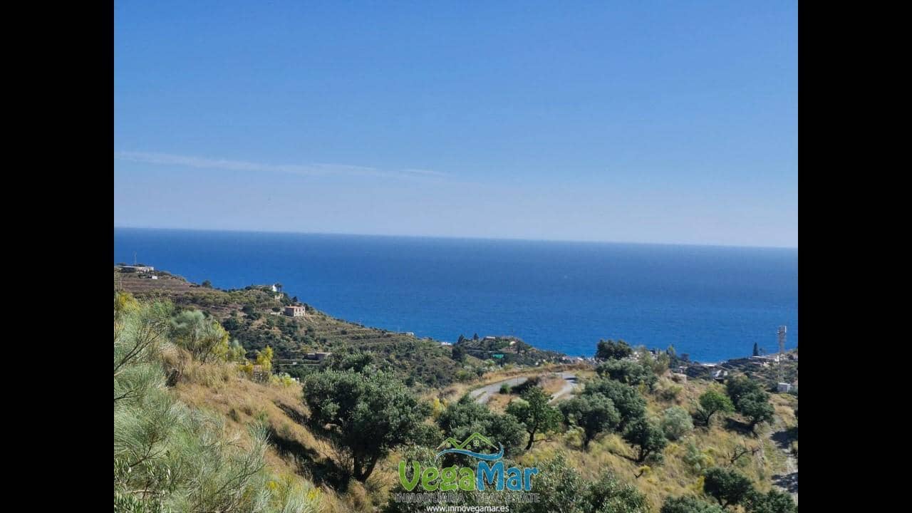 Ubebygd land til salgs i La Herradura - € 35 000 (Ref: 9830396)