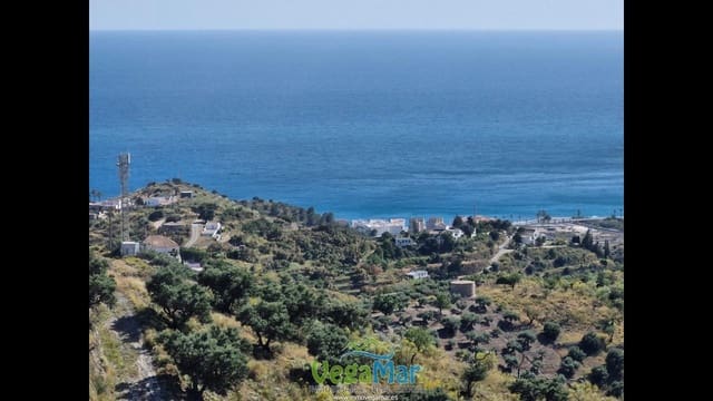 Ubebygd land til salgs i La Herradura, Almuñécar - € 35 000 (Ref: 9830396)