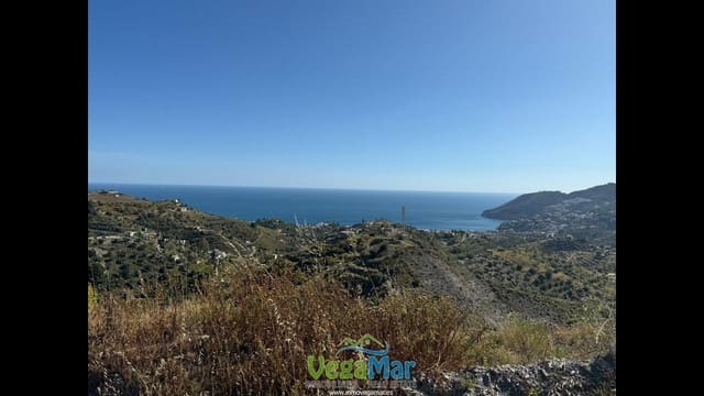 Ubebygd land til salgs i La Herradura, Almuñécar - € 35 000 (Ref: 9830396)