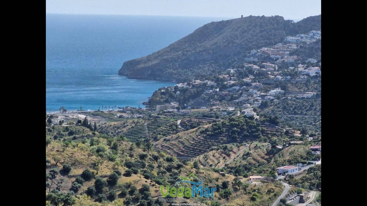 Ubebygd land til salgs i La Herradura - € 35 000 (Ref: 9830396)