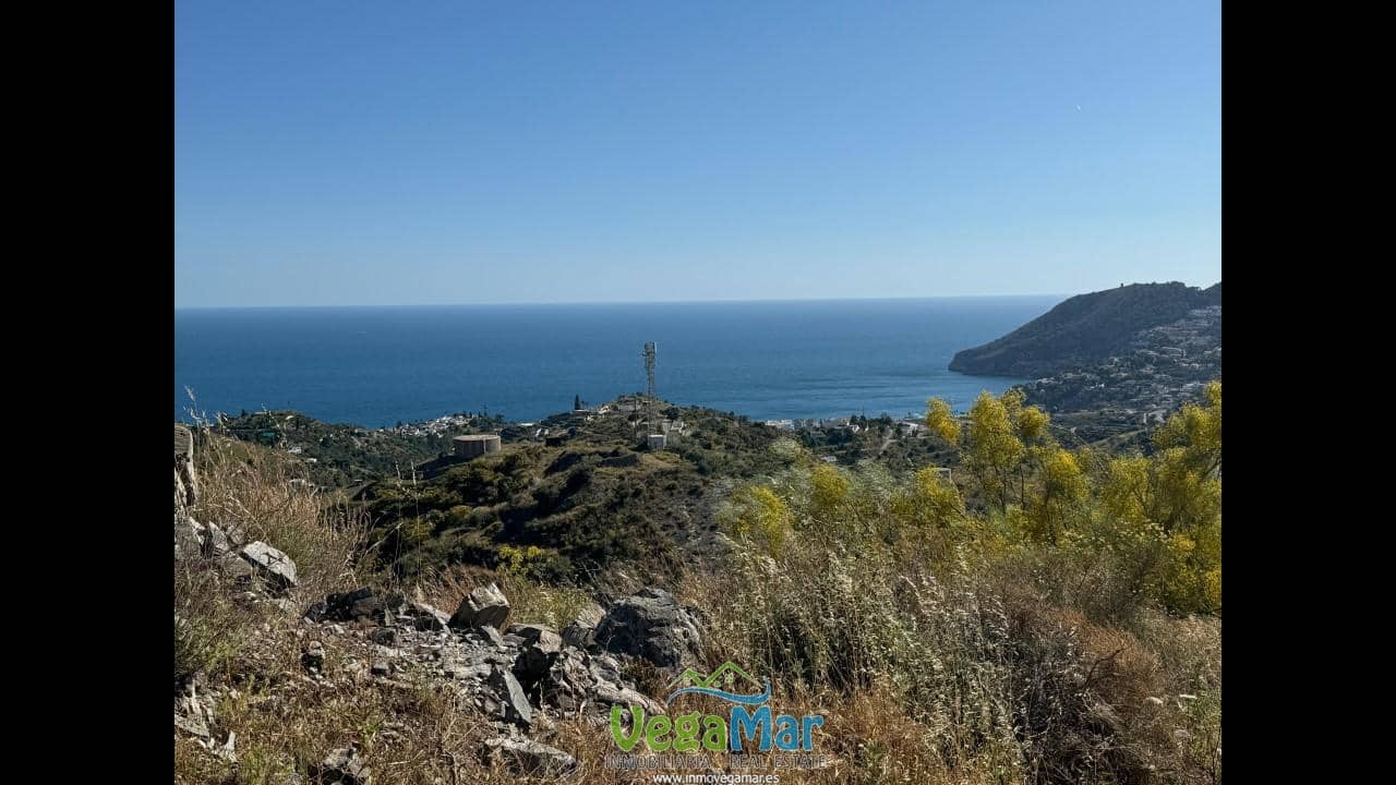 Ubebygd land til salgs i La Herradura - € 35 000 (Ref: 9830396)