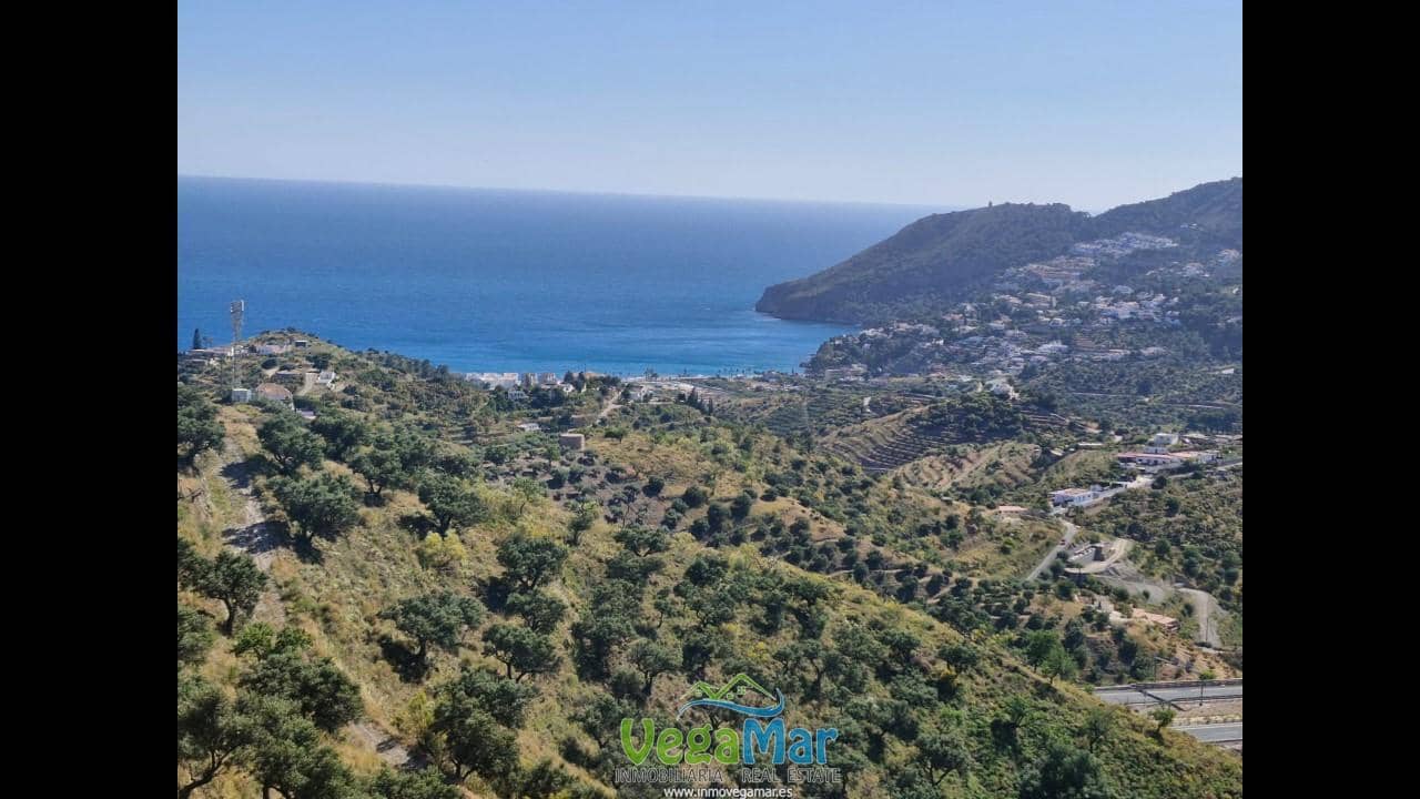 Ubebygd land til salgs i La Herradura - € 35 000 (Ref: 9830396)