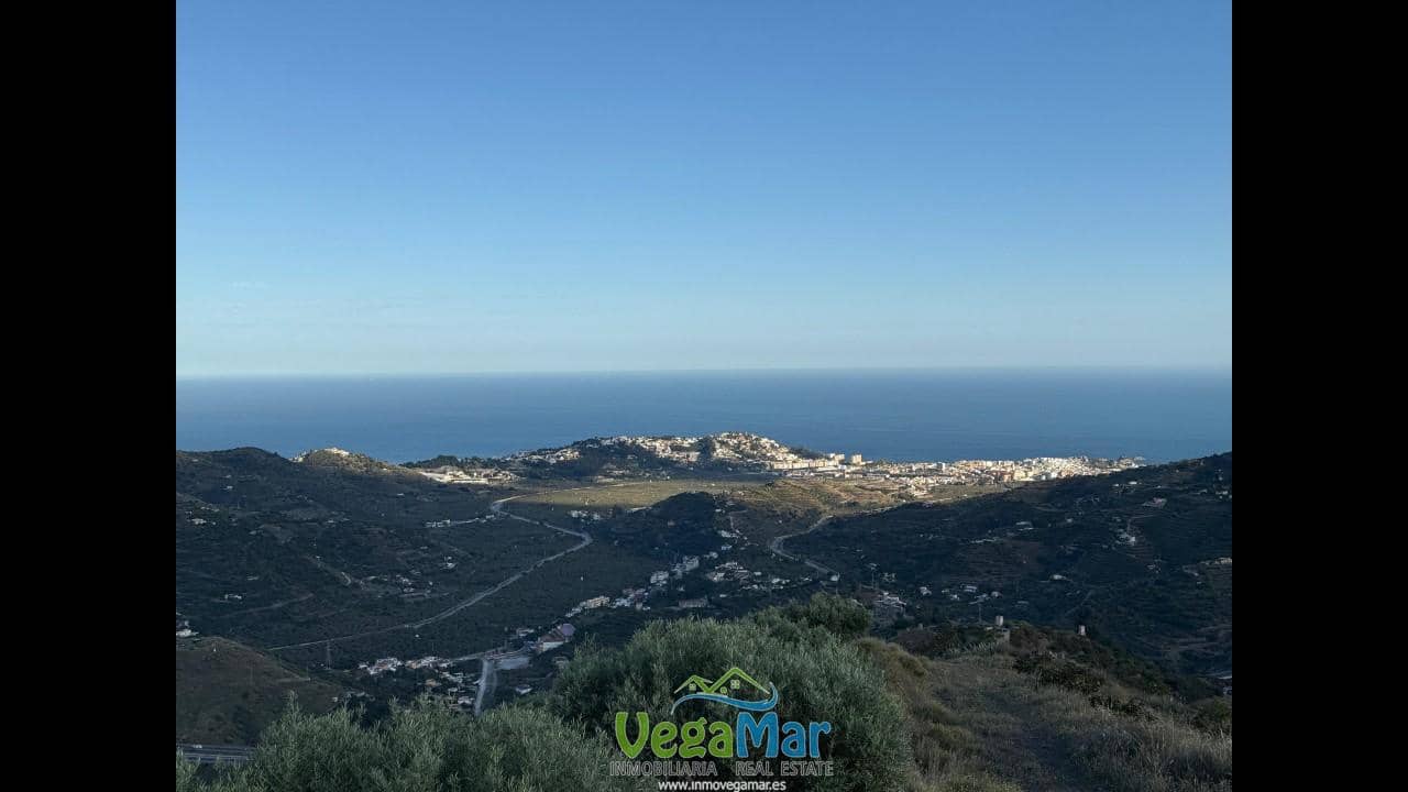 1 bedroom Finca/Country House for sale in Almunecar with pool - € 250,000 (Ref: 9838783)