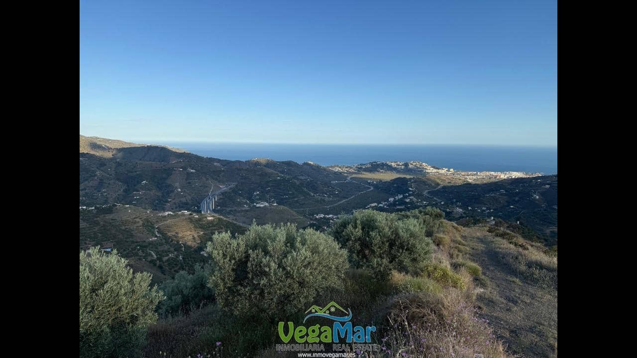 1 bedroom Finca/Country House for sale in Almunecar with pool - € 250,000 (Ref: 9838783)