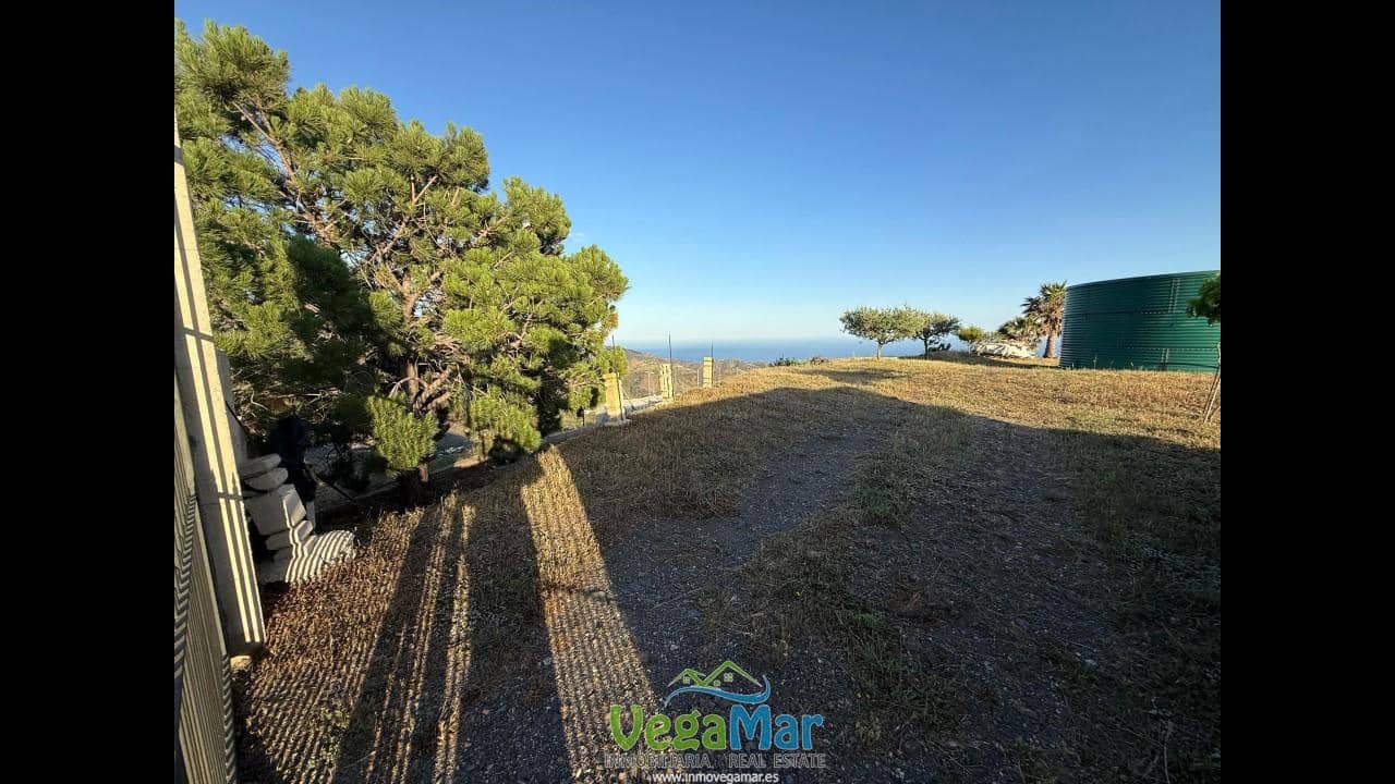 1 bedroom Finca/Country House for sale in Almunecar with pool - € 250,000 (Ref: 9838783)