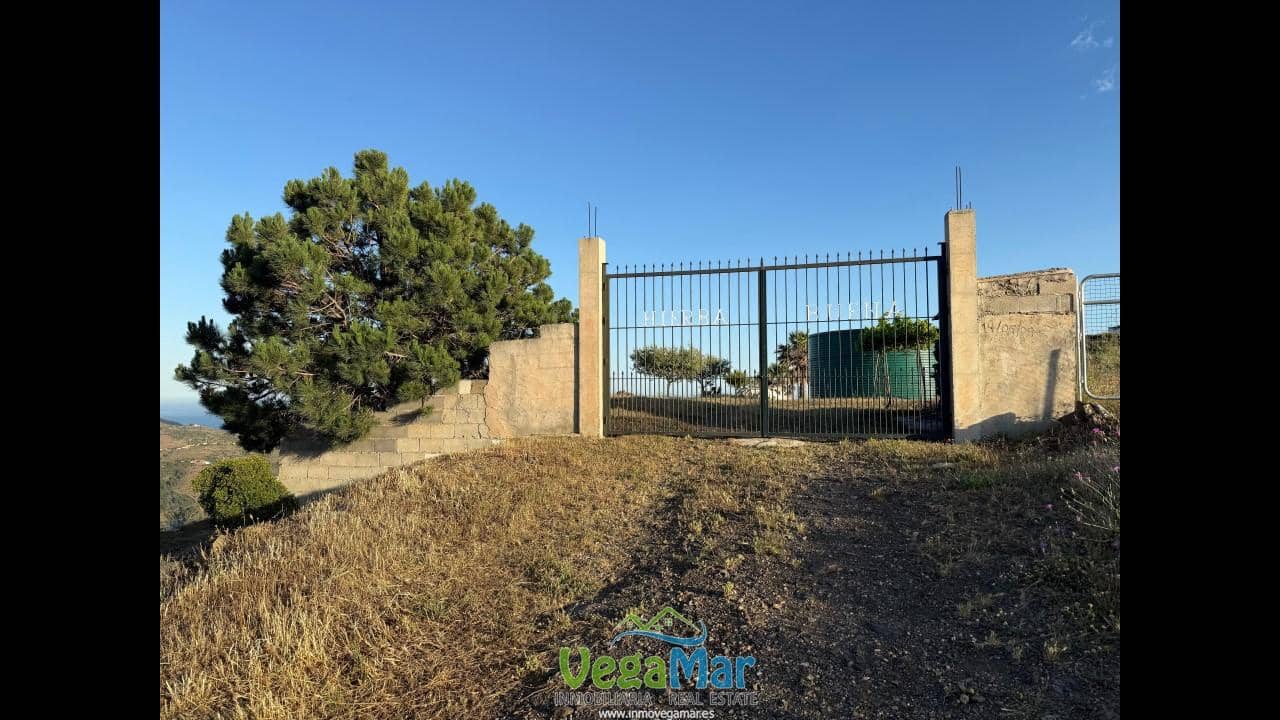1 bedroom Finca/Country House for sale in Almunecar with pool - € 250,000 (Ref: 9838783)