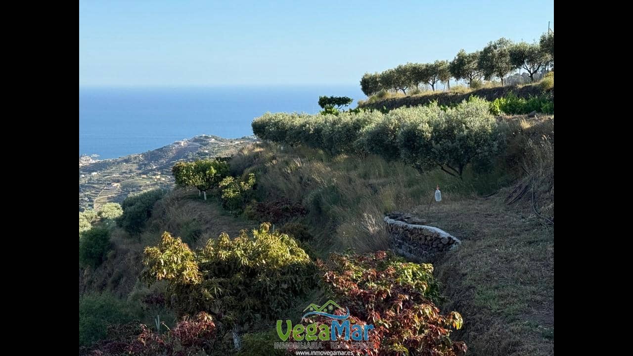 1 bedroom Finca/Country House for sale in Almunecar with pool - € 250,000 (Ref: 9838783)