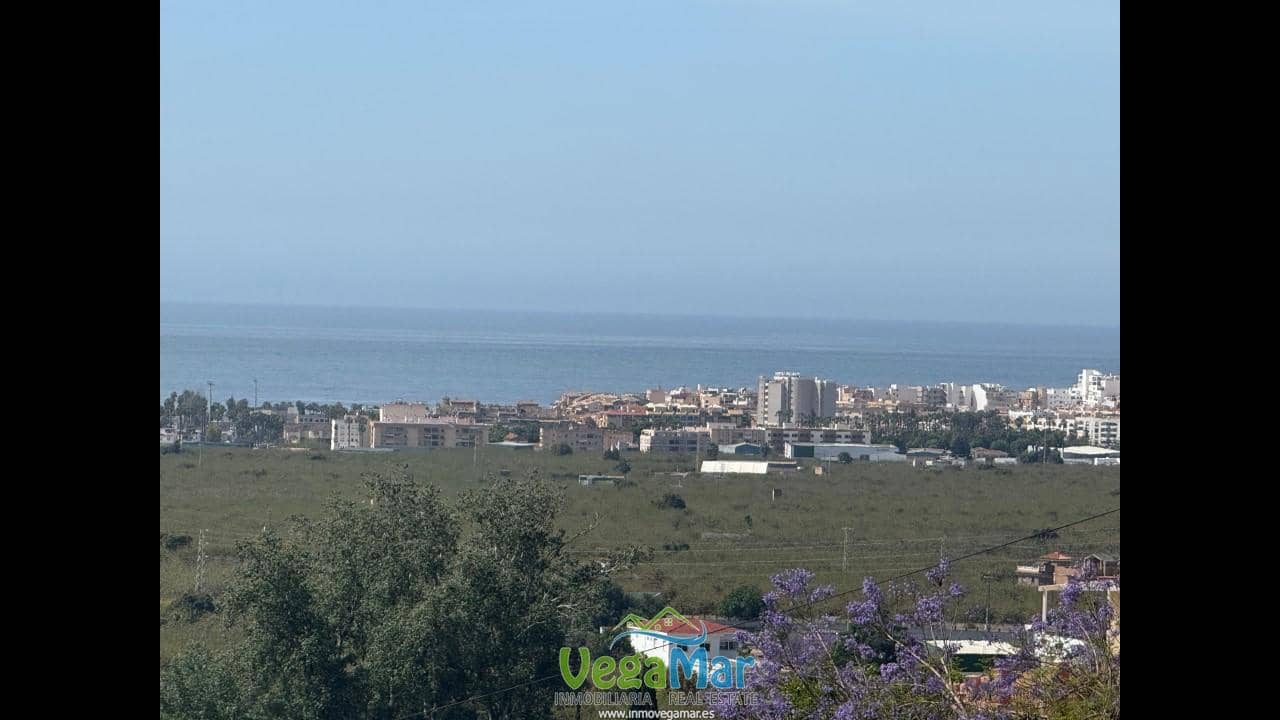 3 bedroom Finca/Country House for sale in Almunecar with pool - € 350,000 (Ref: 9841960)