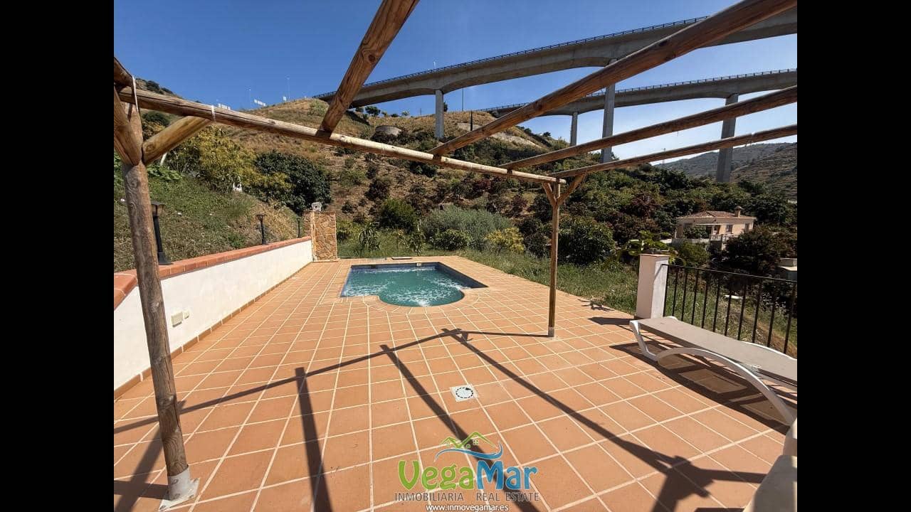 3 bedroom Finca/Country House for sale in Almunecar with pool - € 350,000 (Ref: 9841960)