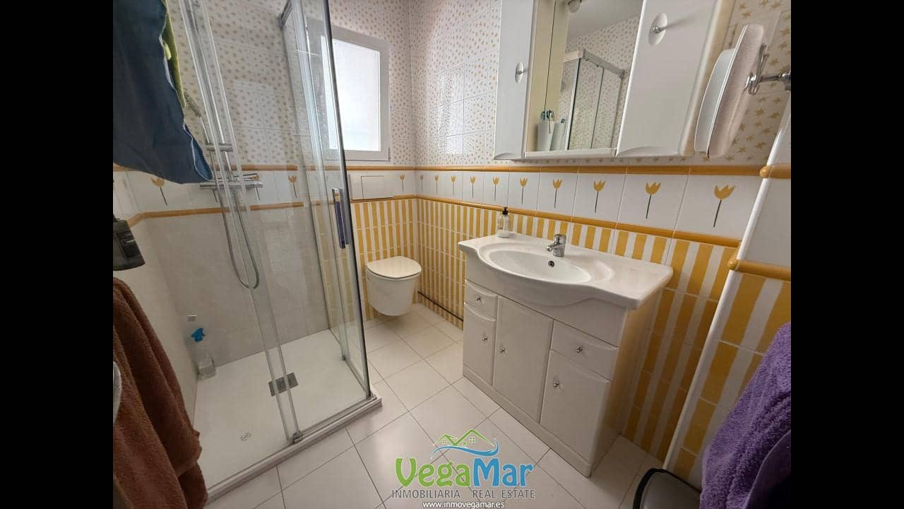 Chalet de 3 habitaciones en Almuñécar en venta con garaje - 349.000 € (Ref: 9858966)
