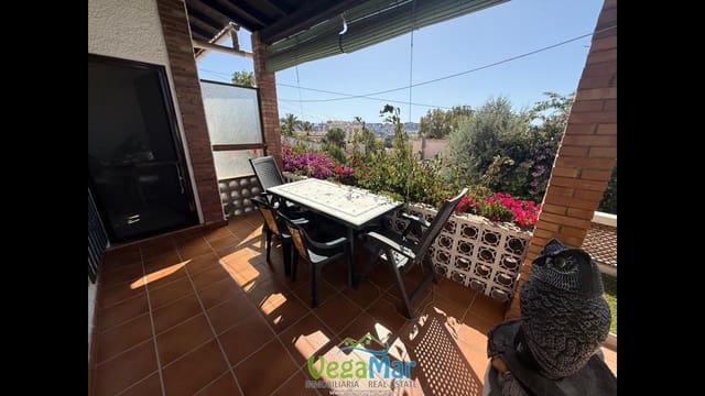 3 soverom Villa til salgs i Almuñécar med garasje - € 349 000 (Ref: 9858966)