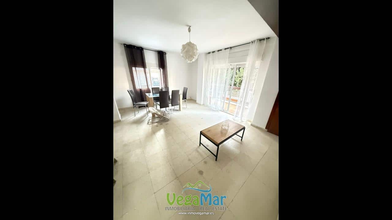 2 bedroom Flat for rent in Velilla with garage - € 750 (Ref: 9873892)