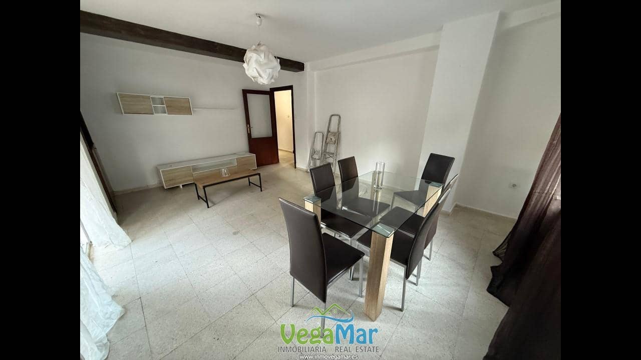 2 bedroom Flat for rent in Velilla with garage - € 750 (Ref: 9873892)