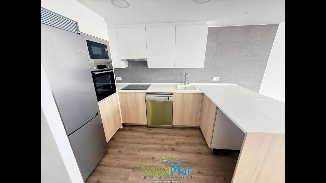 2 makuuhuone Asunto myytävänä paikassa Almunecar mukana 
autotalli - 248 000 € (Ref: 9880431)