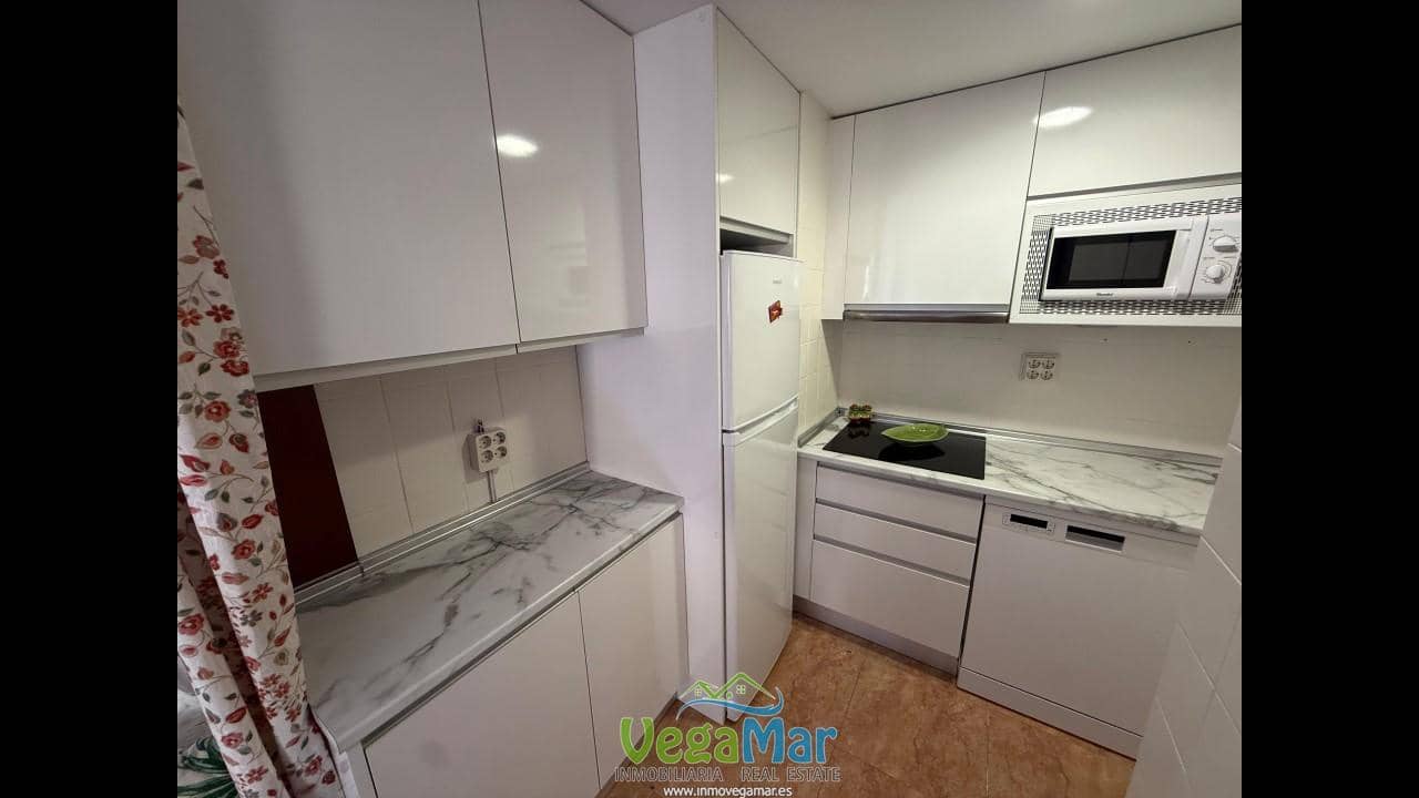 1 Zimmer Wohnung zu vermieten in Almunecar - 650 € (Ref: 9902268)