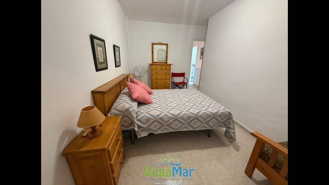 Chalet de 2 habitaciones en Almuñécar en venta - 275.000 € (Ref: 9902677)