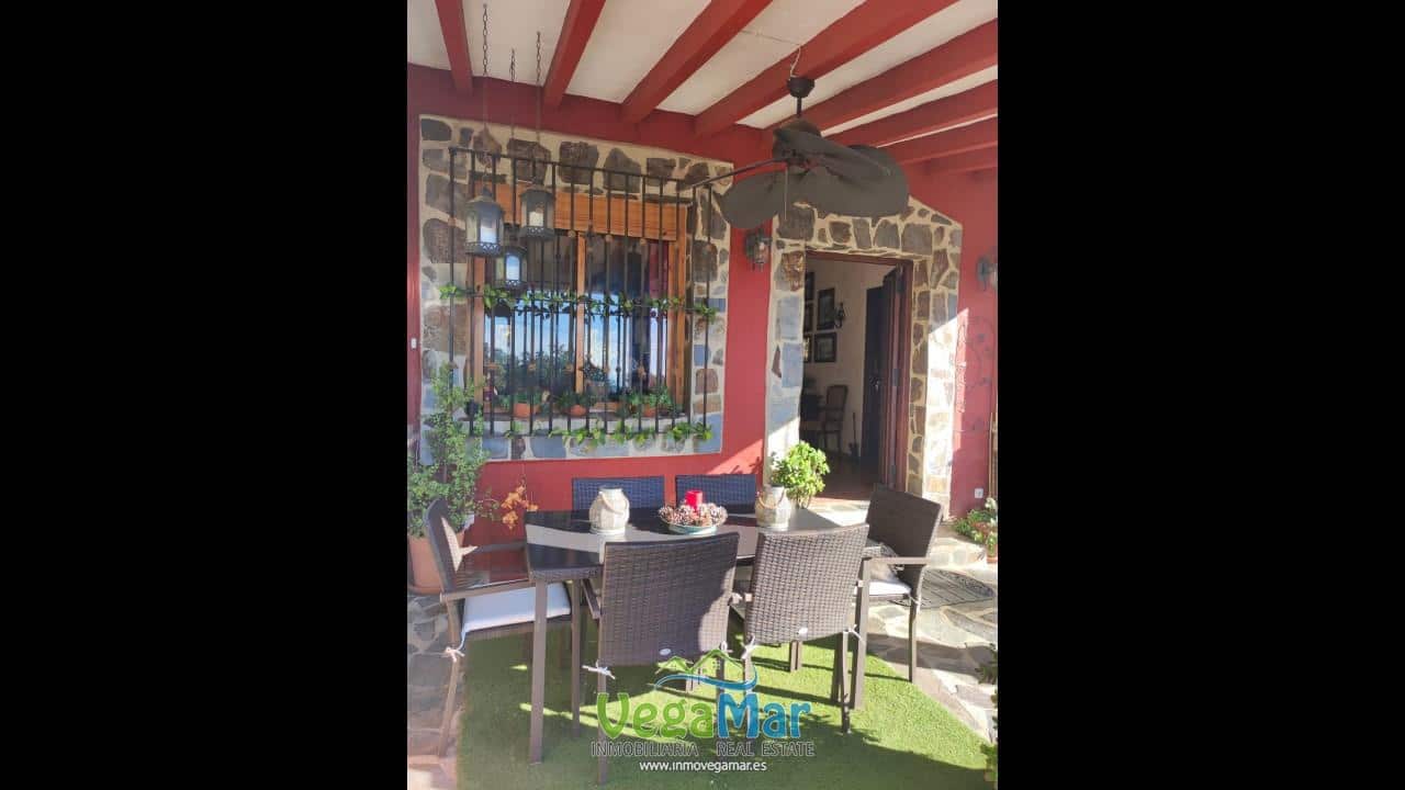 2 bedroom Finca/Country House for sale in Jete with pool - € 380,000 (Ref: 9911769)