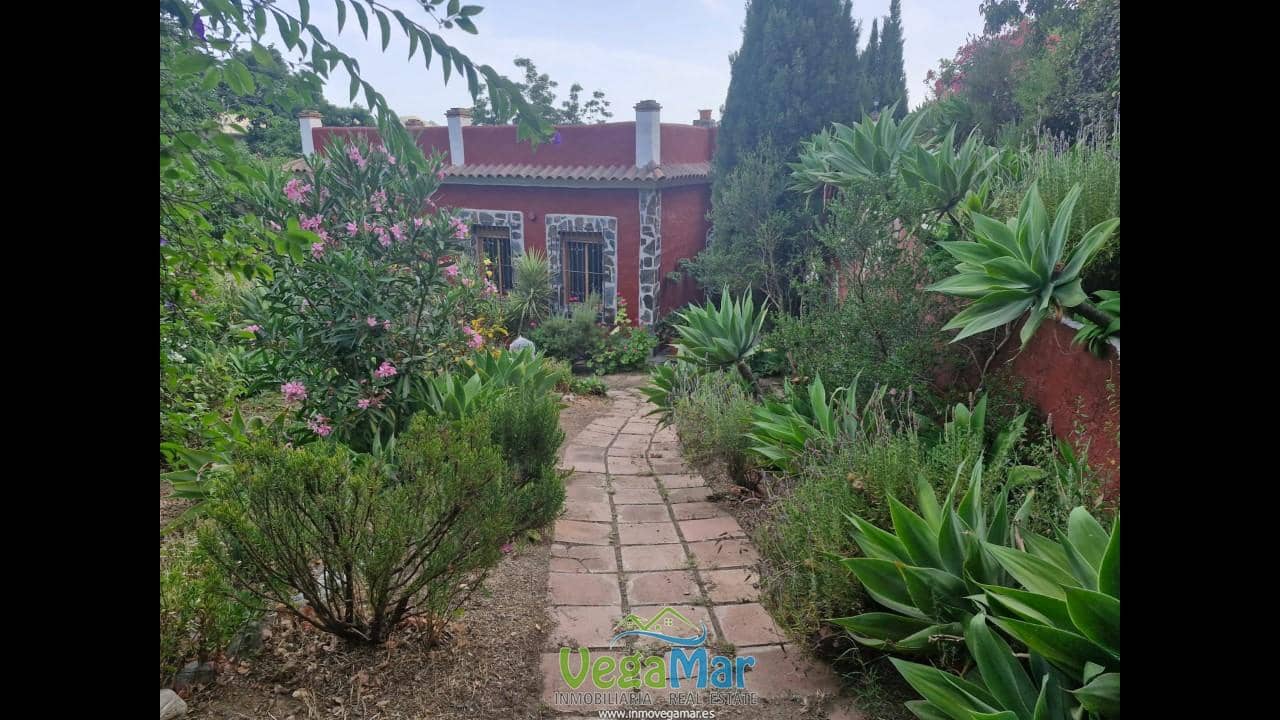 2 bedroom Finca/Country House for sale in Jete with pool - € 389,000 (Ref: 9911769)