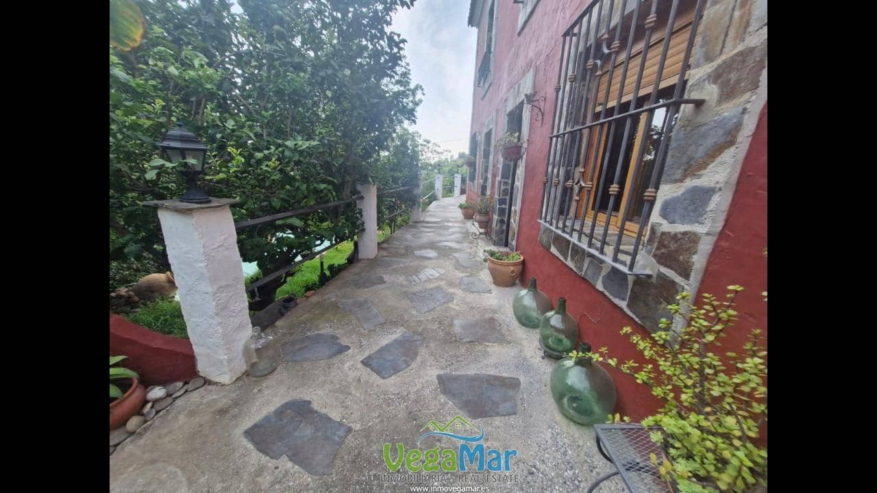 2 bedroom Finca/Country House for sale in Jete with pool - € 389,000 (Ref: 9911769)