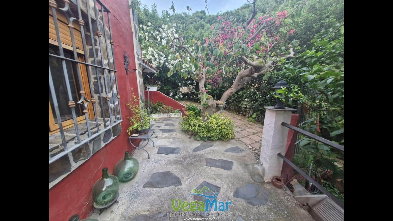 2 bedroom Finca/Country House for sale in Jete with pool - € 389,000 (Ref: 9911769)