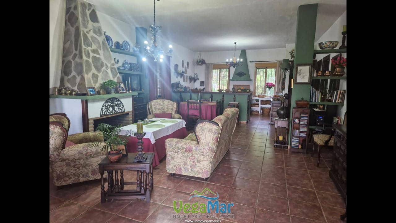 2 bedroom Finca/Country House for sale in Jete with pool - € 389,000 (Ref: 9911769)