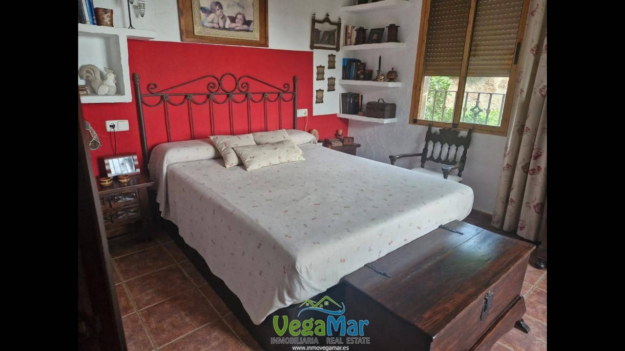 2 bedroom Finca/Country House for sale in Jete with pool - € 389,000 (Ref: 9911769)