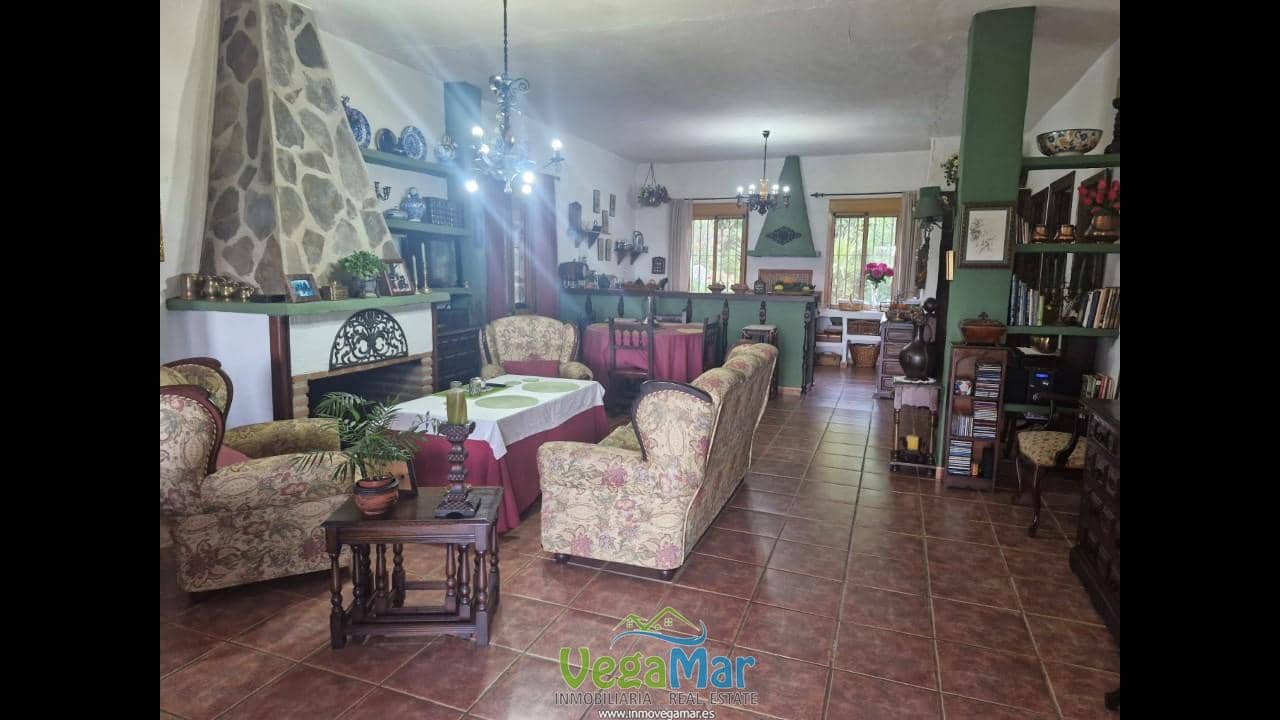 2 bedroom Finca/Country House for sale in Jete with pool - € 389,000 (Ref: 9911769)