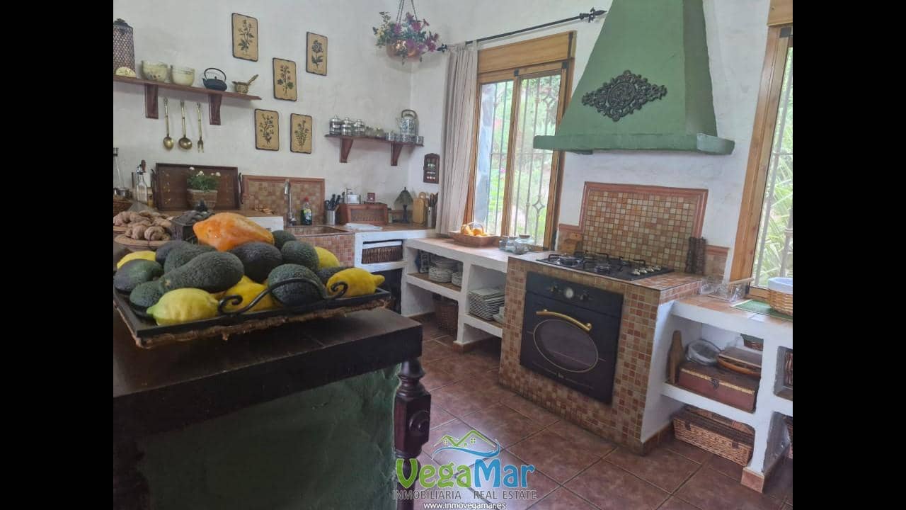 2 bedroom Finca/Country House for sale in Jete with pool - € 389,000 (Ref: 9911769)