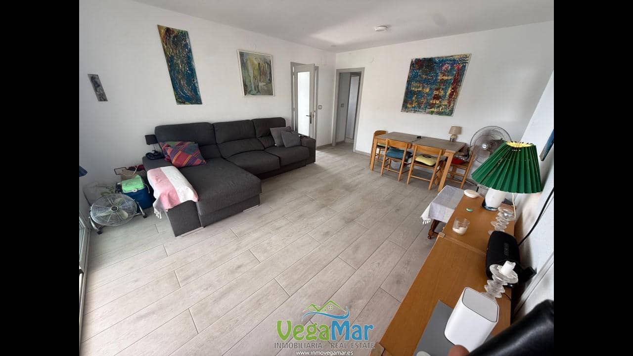 2 bedroom Villa for rent in Almunecar with pool garage - € 800 (Ref: 9977934)