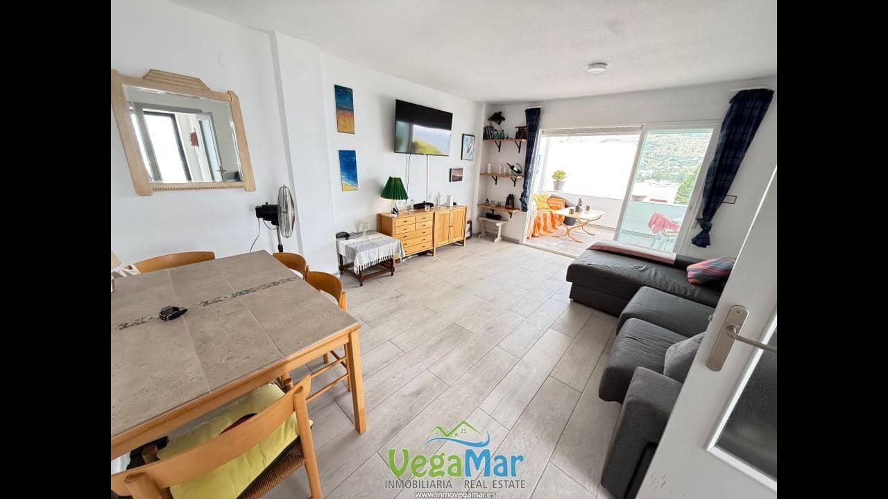 2 bedroom Villa for rent in Almunecar with pool garage - € 800 (Ref: 9977934)