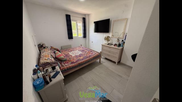 2 bedroom Villa for rent in Almuñécar - € 800 (Ref: 9977934)