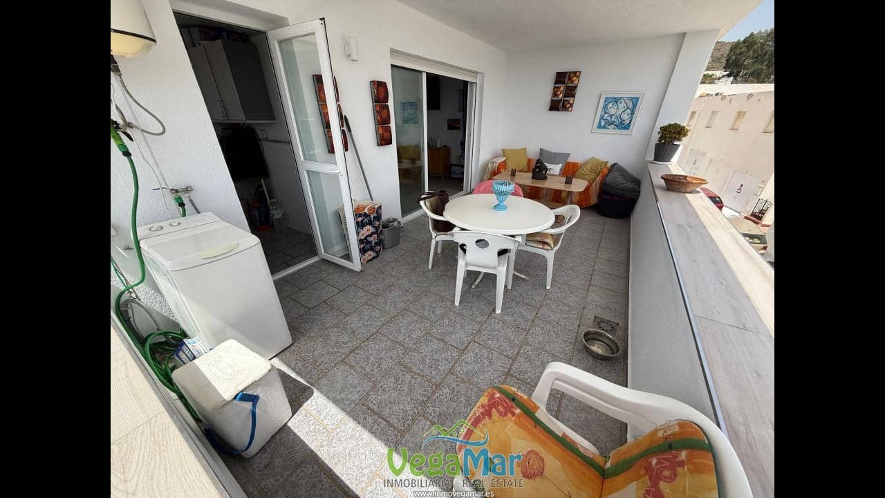 2 bedroom Villa for rent in Almunecar with pool garage - € 800 (Ref: 9977934)