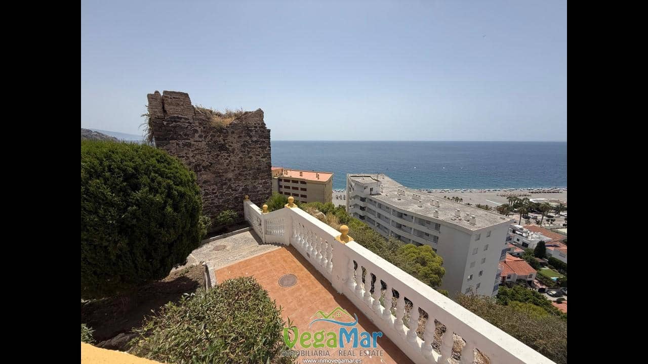2 bedroom Villa for rent in Almunecar with pool garage - € 800 (Ref: 9977934)