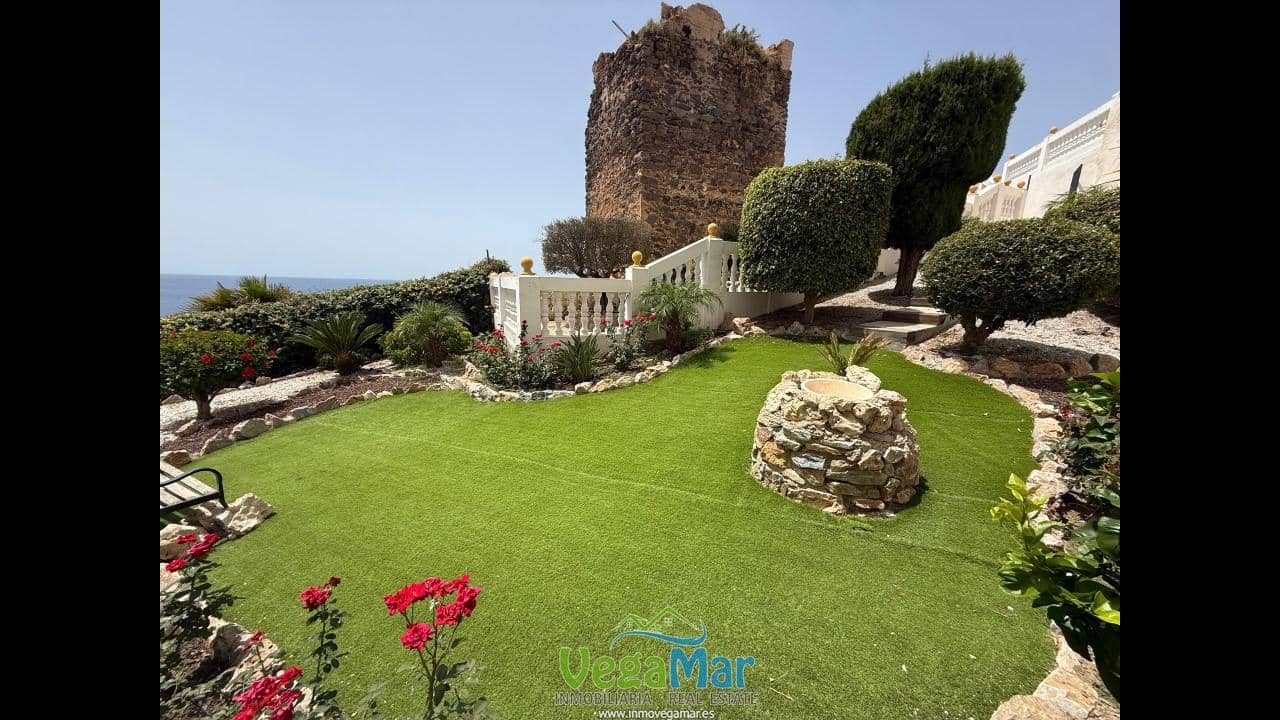 2 bedroom Villa for rent in Almunecar with pool garage - € 800 (Ref: 9977934)