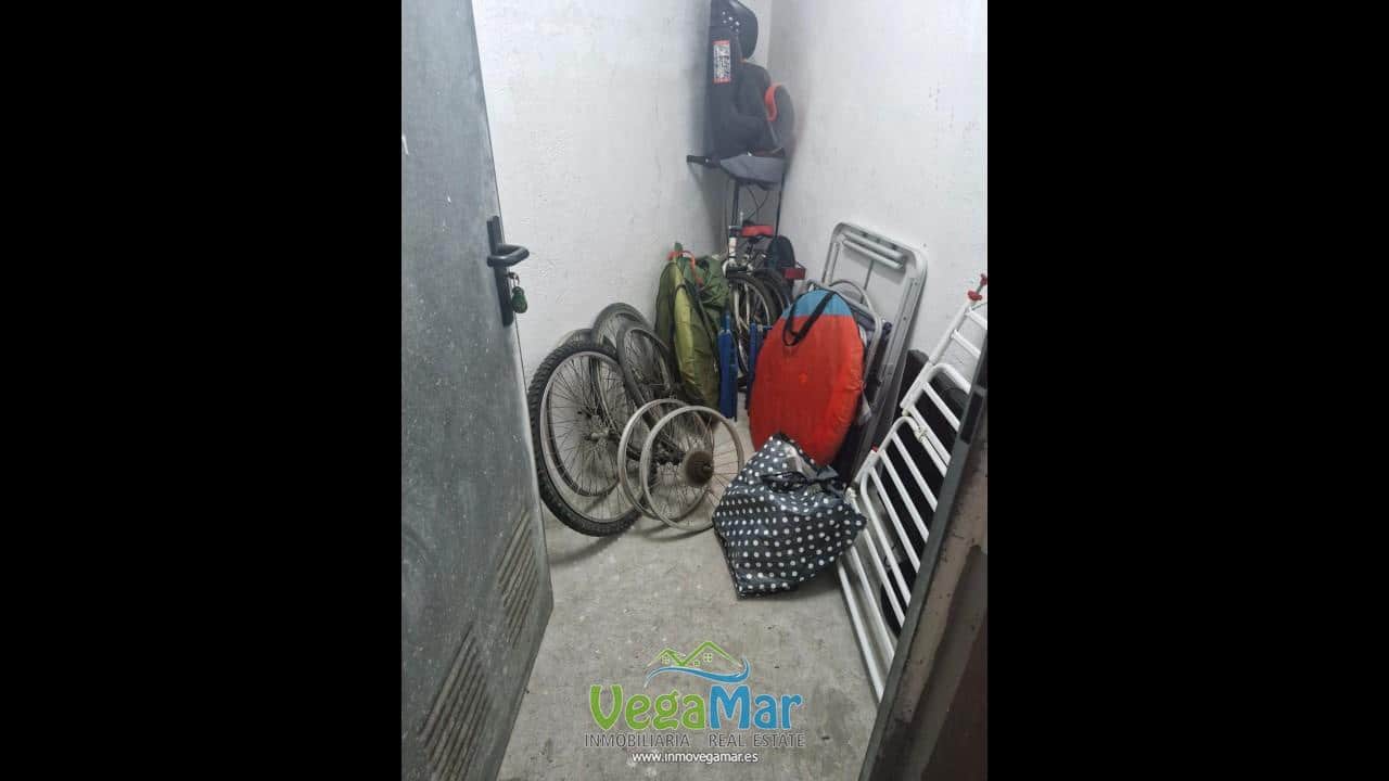 Garasje til salgs i Almunecar - € 53 000 (Ref: 9977935)