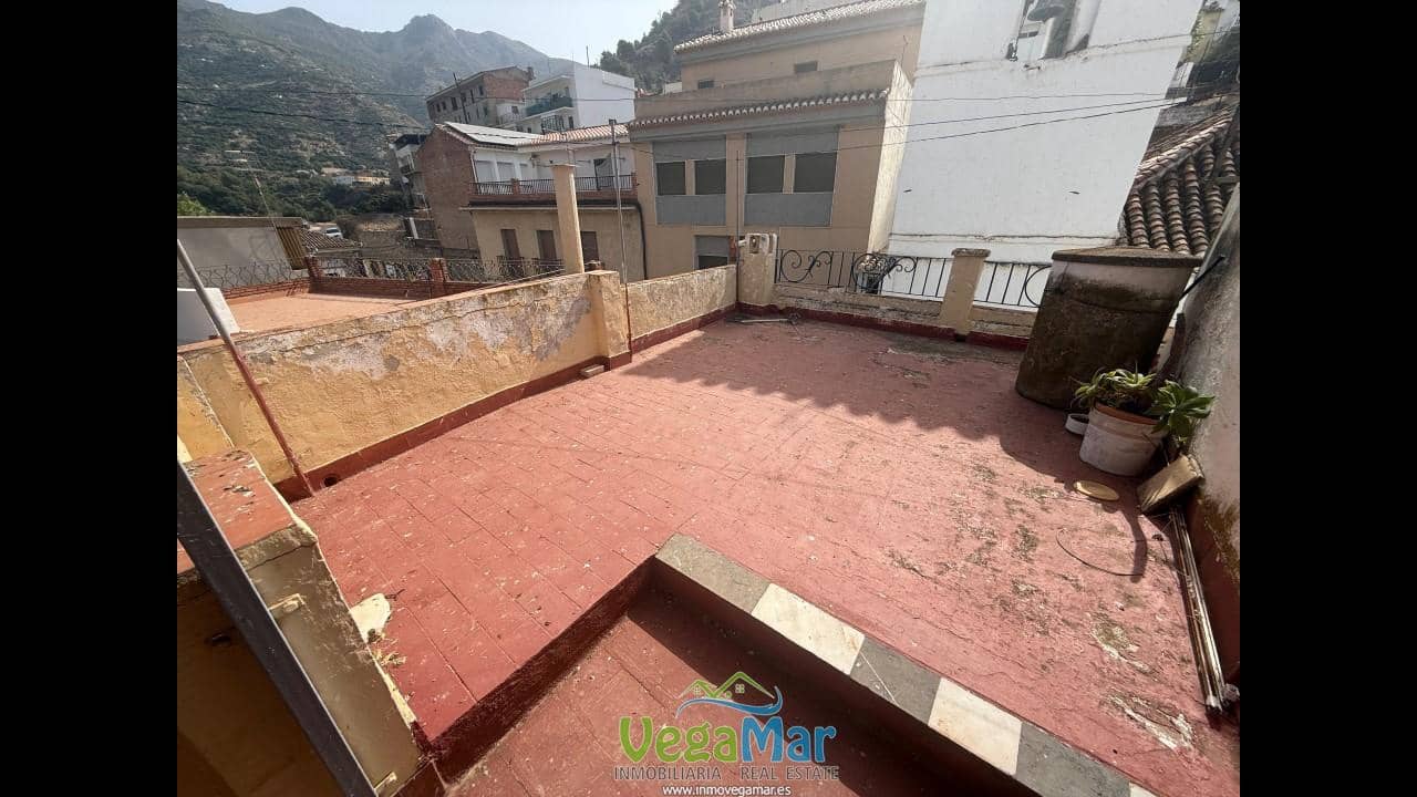 4 sovrum Villa till salu i Jete - 150 000 € (Ref: 9979239)